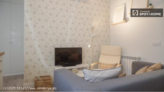 Elegante apartamento de 2 dormitorios en alquiler en Salamanca - MADRID