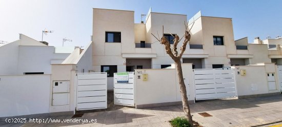 Casa en venta en Pilar de la Horadada (Alicante)