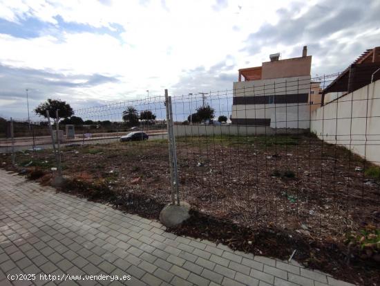 Parcela de 348 metros ubicada en Guardamar Hills. - ALICANTE