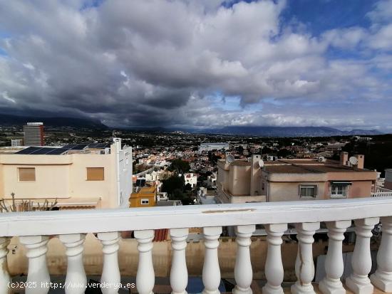  Chalet con vistas panorámicas desde Sierra Helada - ALICANTE 