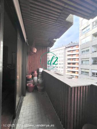 SINTECD2 VENDE: PISO DE 200m CON PLAZA DE GARAJE EN EL CENTRO. REF1309 - ORENSE