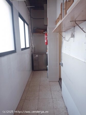 Local comercial en venta  en Sant Feliu de Llobregat - Barcelona