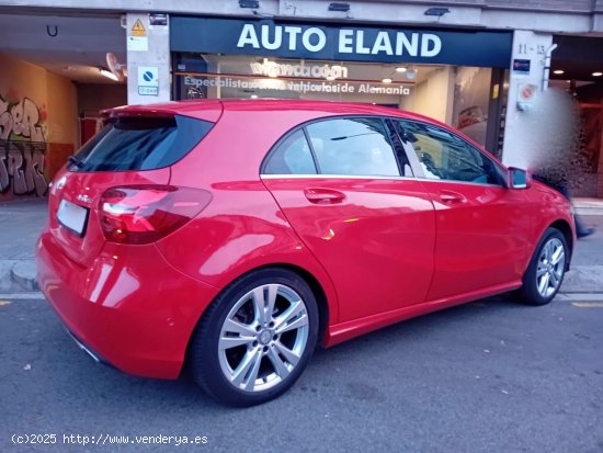  Mercedes Clase A 250 4MATIC URBAN - Barcelona 