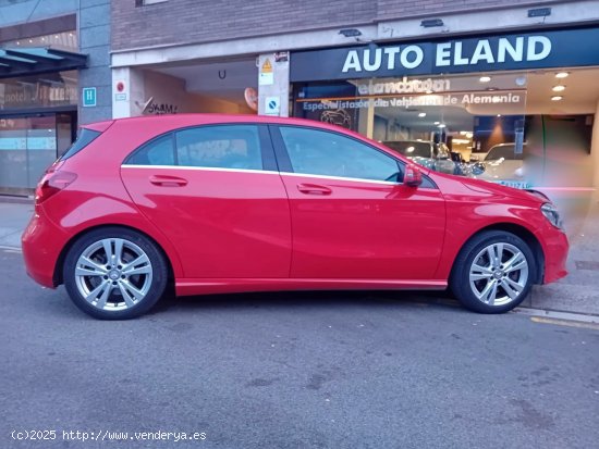 Mercedes Clase A 250 4MATIC URBAN - Barcelona