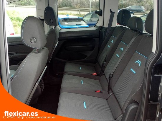 Ford Tourneo Connect 1.5 Ecoboost Active Auto - Esplugues de Llobregat