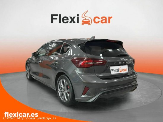 Ford Focus 1.0 Ecob. MHEV 92kW ST-Line Design SIP - Sabadell