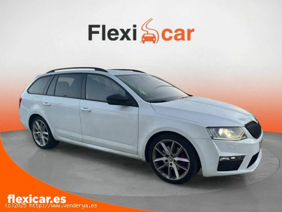 Skoda Octavia 2.0 TDI CR 184cv DSG RS - Cabrera de Mar