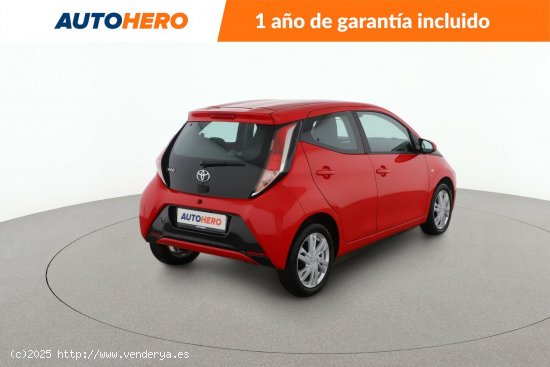 Toyota Aygo 1.0 X-Play - 