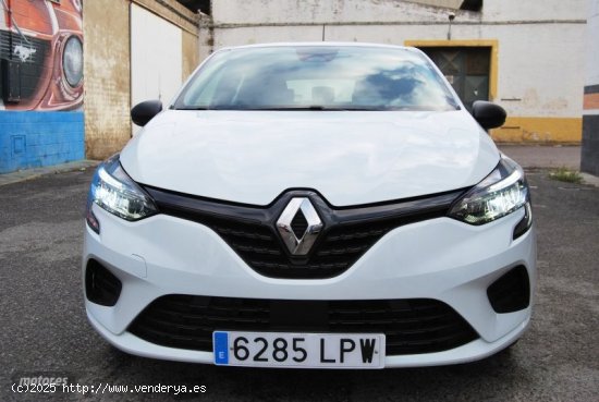  Renault Clio 1.0 BUSINESS 49 KW de 2021 con 41.300 Km por 12.500 EUR. en Sevilla 