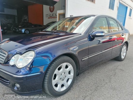 Mercedes Clase C C 180 Berlina de 2006 con 210.000 Km por 5.900 EUR. en Sevilla