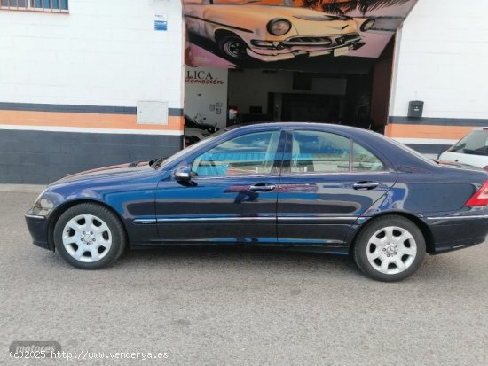 Mercedes Clase C C 180 Berlina de 2006 con 210.000 Km por 5.900 EUR. en Sevilla