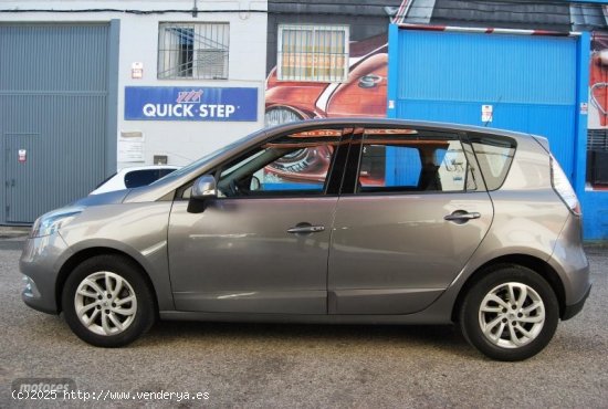 Renault Scenic 1.5 DCI ENERGY DYNAMIQUE de 2013 con 170.000 Km por 9.200 EUR. en Sevilla