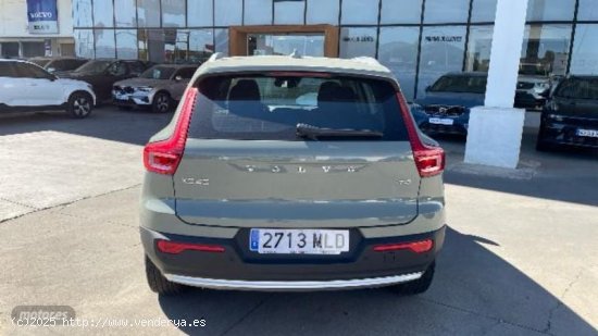 Volvo XC40 XC40 CORE T2 AUTO GASOLINA de 2023 con 29.586 Km por 32.990 EUR. en Huelva