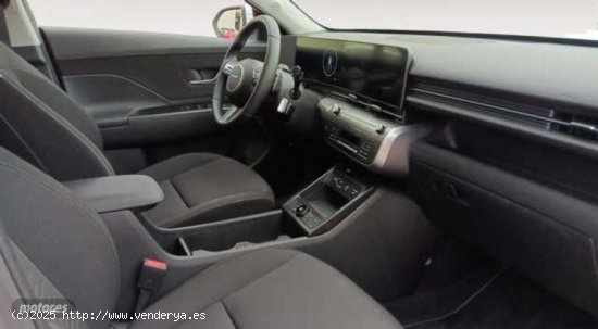 Hyundai Kona Electric Flexx 115kW de 2024 con 2.300 Km por 37.500 EUR. en Murcia