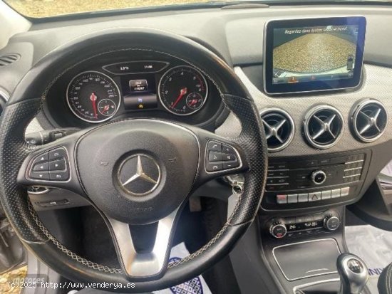 Mercedes Clase B B 180 cdi  GPS Piel Camara LED  de 2015 con 117.000 Km por 14.900 EUR. en Granada