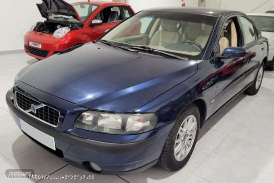 Volvo S60 2.4 D - Automatico de 2003 con 210.000 Km por 4.900 EUR. en Salamanca