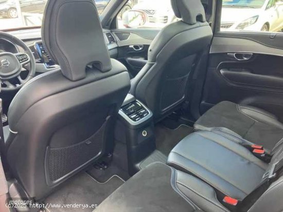 Volvo XC 90 XC90 T8 Twin R-Design 7 asientos de 2019 con 125.000 Km por 45.900 EUR. en Madrid