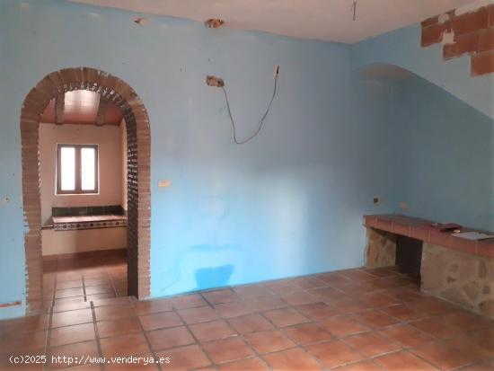 SUBASTA - Casa de 2 dorm. en Oliva, en C/Santa Barbara - VALENCIA