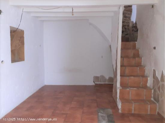 SUBASTA - Casa de 2 dorm. en Oliva, en C/Santa Barbara - VALENCIA