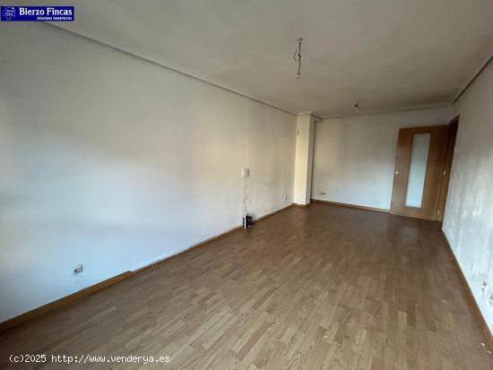 VENTA DE APARTAMENTO EN ZONA DE FUENTESNUEVAS - LEON