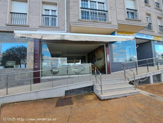 ¡Oportunidad única! Restaurante en alquiler en Touro, Ribeira – Vistas al mar 🌊🍽️ - A CO