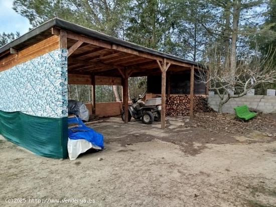 ES LLOGA PIS EN UNA CASA CHALET - BARCELONA