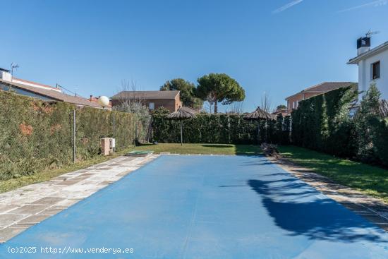 ^**^FANTÁSTICO CHALET PAREADO EN TALAMANCA DE JARAMA – A SOLO 40 KM DE MADRID CON PISCINA EN LA U