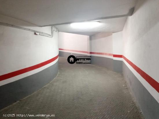  INMOBILIARIA TEJARES ALQUILA  PLAZA DE GARAJE- ZONA CENTRO CARRETAS - ALBACETE 