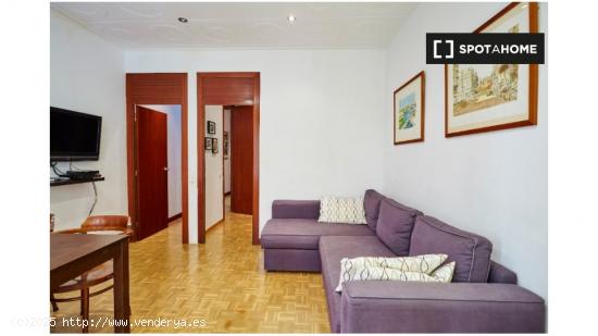 Apartamento de 3 dormitorios en alquiler en Gràcia - BARCELONA