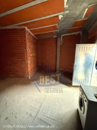 LOCAL DIÁFANO, DE 70 M², EN ESPIRDO (SEGOVIA) - SEGOVIA