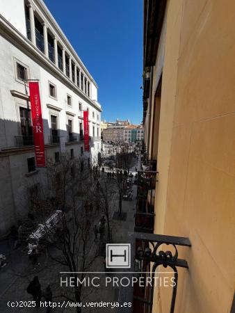 UNA VIVIENDA EXCLUSIVA EN PALACIO – VISTAS DIRECTAS AL PALACIO REAL - MADRID