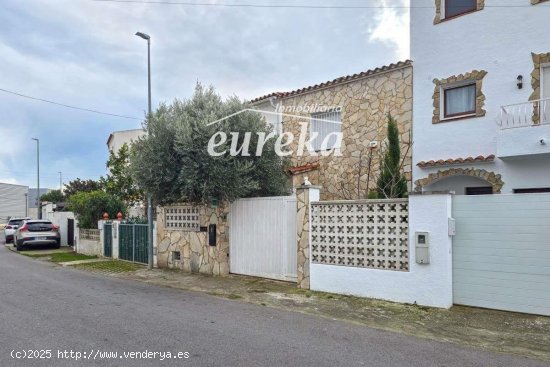  Chalet en venta en Empuriabrava (Girona) 