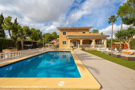  Villa en venta en Aspe (Alicante) 