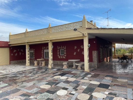  Villa en venta en Crevillent (Alicante) 