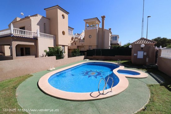 Chalet en venta en Orihuela (Alicante)