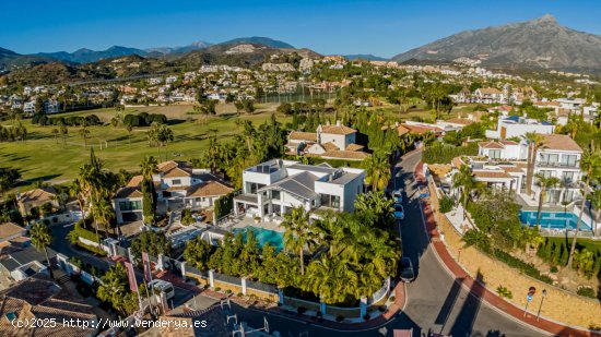 Villa en venta en Marbella (Málaga)