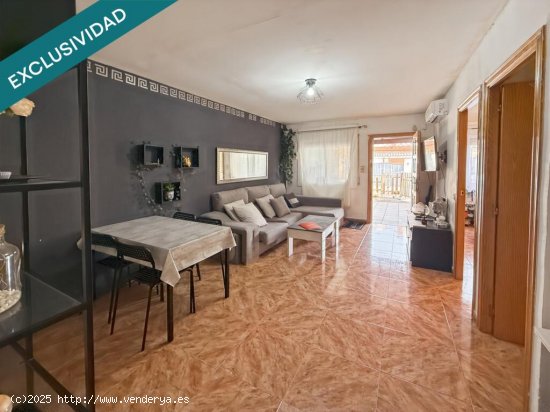 Casa adosada reformada con amplio patio en Mas d’en Gall, Esparreguera