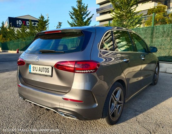 Mercedes Clase B B 200 d AMG LINE GARANTIA OFICIAL HASTA  AGOSTO 2026. - St. Joan Despi