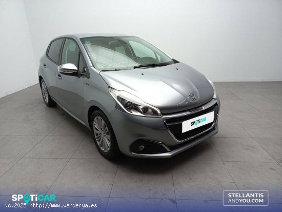 Peugeot 208  5P  1.2L PureTech 60KW (82CV) Signature - Zaragoza