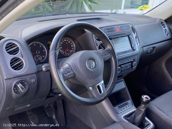 Volkswagen Tiguan 2.0 140CV - Esplugas de Llobregat