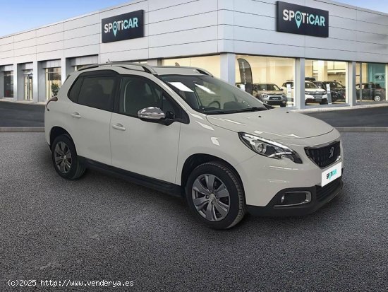 Peugeot 2008   BlueHDi 73KW (100CV) Signature - FINESTRAT