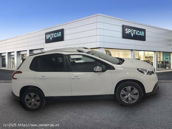 Peugeot 2008   BlueHDi 73KW (100CV) Signature - FINESTRAT