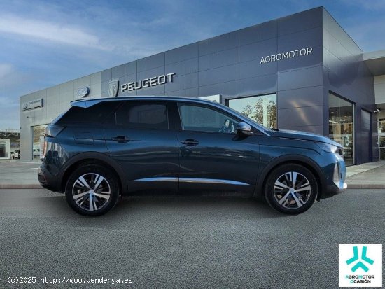 Peugeot 3008  1.2 PureTech 96KW (130CV) S&S Allure - VITORIA