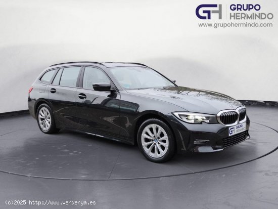 BMW Serie 3 318 d A TOURING - Ponteareas