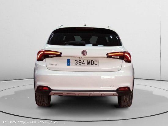 Fiat Tipo Cross - 