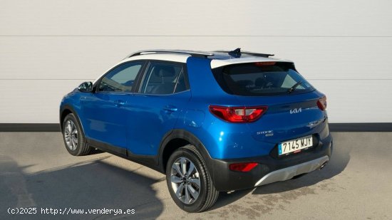 Kia Stonic 1.0 T-GDI MHEV 88KW DRIVE DCT 120 5P - Leganés