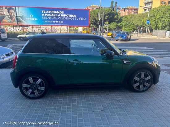 MINI Cooper 60 Aniversario - Viladecans