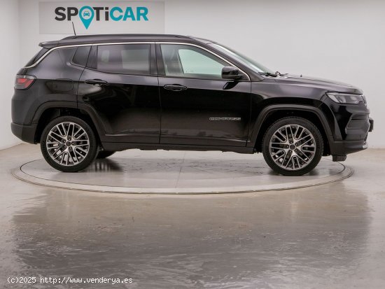 Jeep Compass 1.3 GSE 96KW LIMITED FWD 130 5P - Barcelona