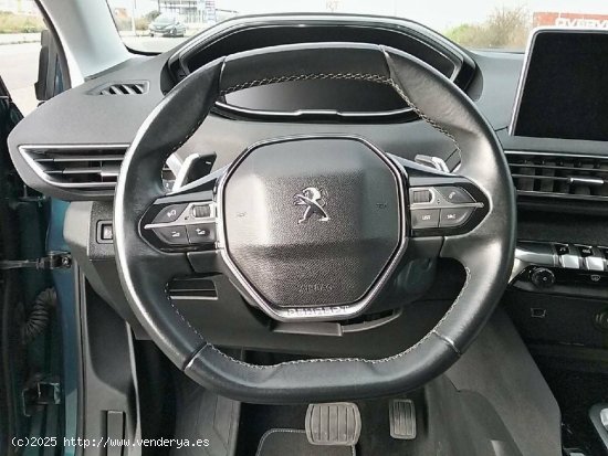 Peugeot 5008   1.2L PureTech 96kW (130) S&S EAT6 Allure - 