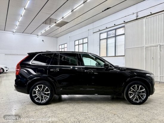 Volvo XC 90 2.0 D5 AWD MOMENTUM AUTO 7 PLAZAS de 2015 con 116.135 Km por 30.990 EUR. en Barcelona